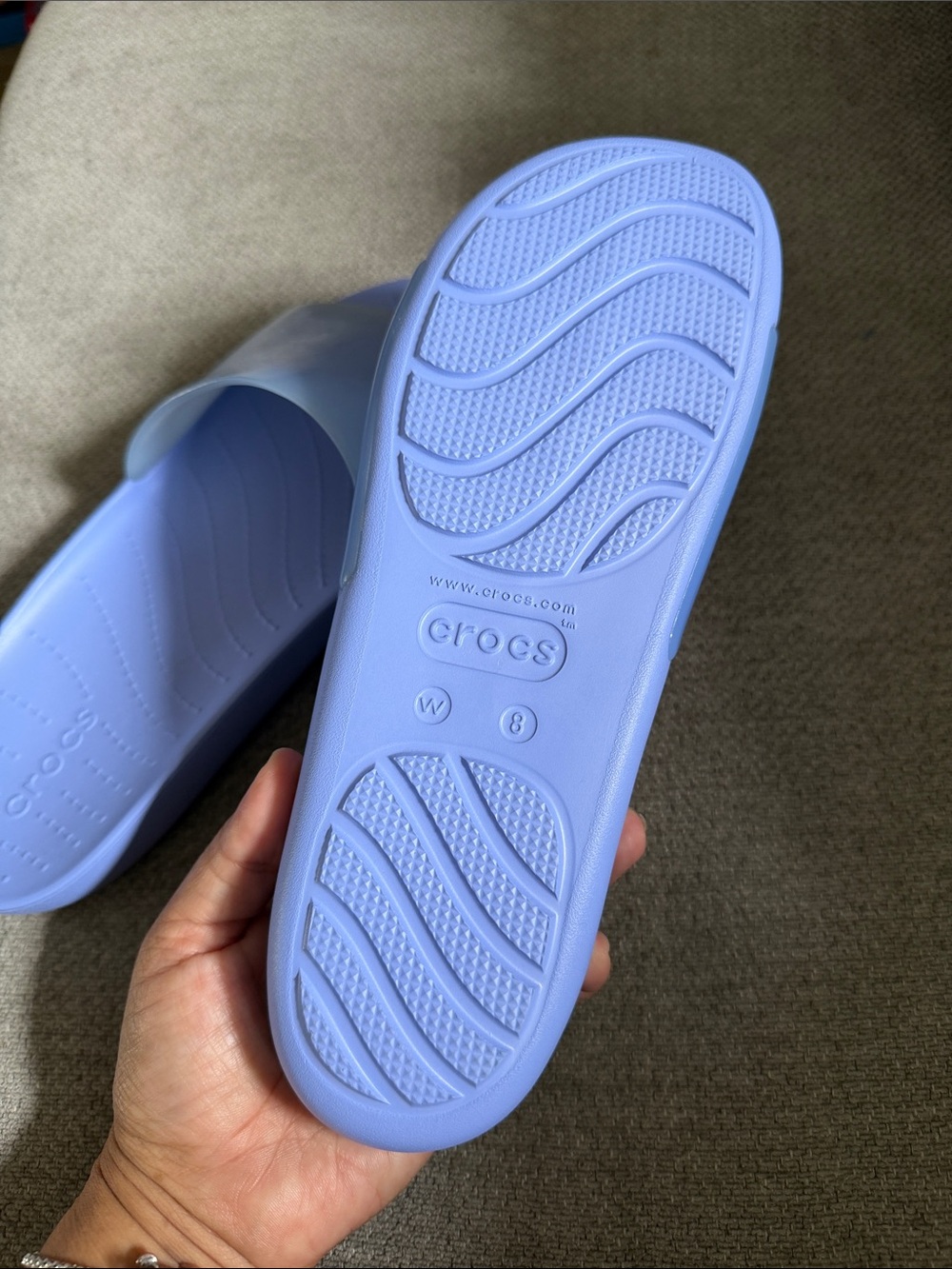 CROCS Women's Slide Sandals in Light Periwinkle Blue Size 8 - Picture 3 of 4